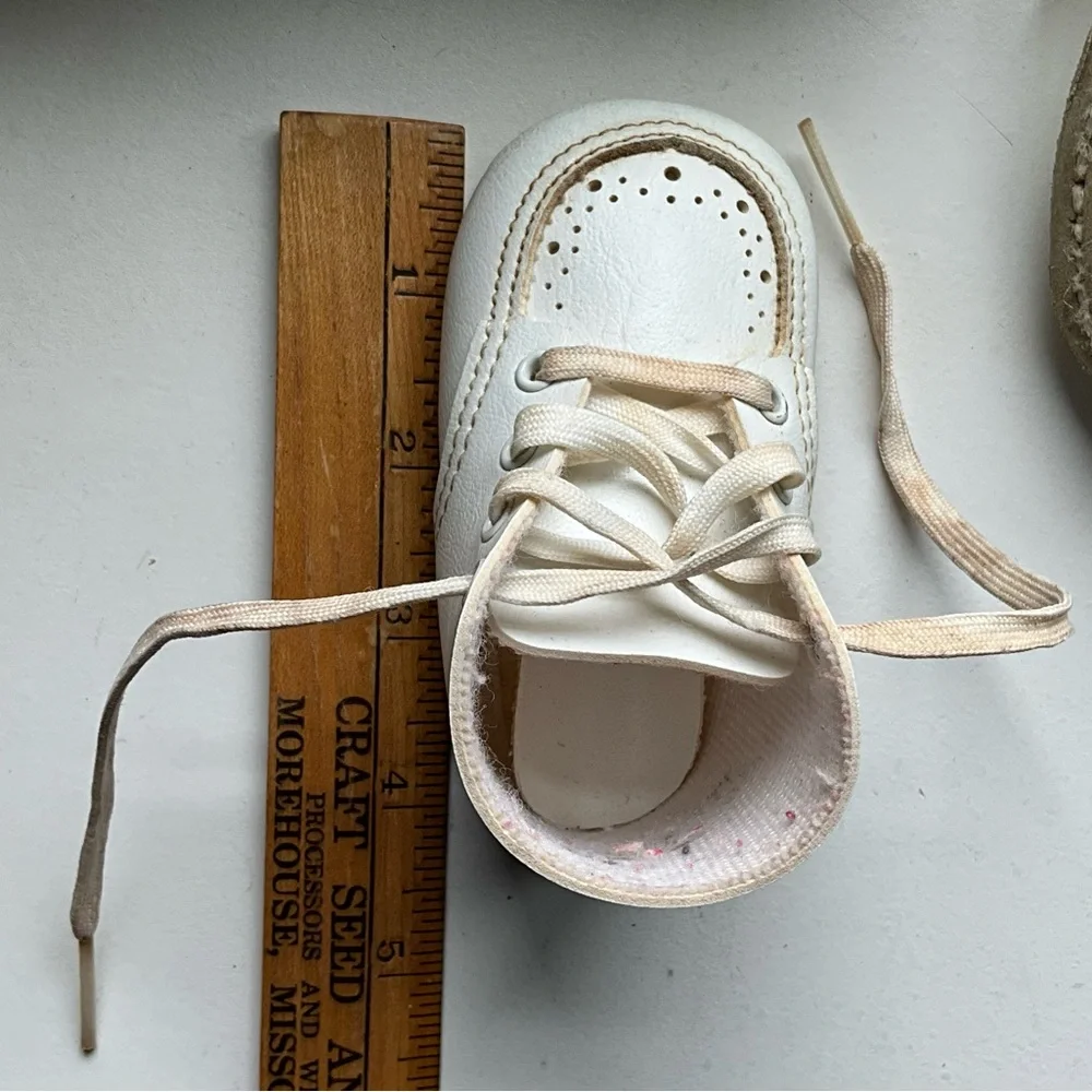 Vintage 1990s Lot of 2 Baby/Walking Shoes Stride Rite Wee Kids Size 2 1/2 C